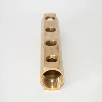 Планка коллекторная латунная 1"х 1/2 4 выхода, ProFactor